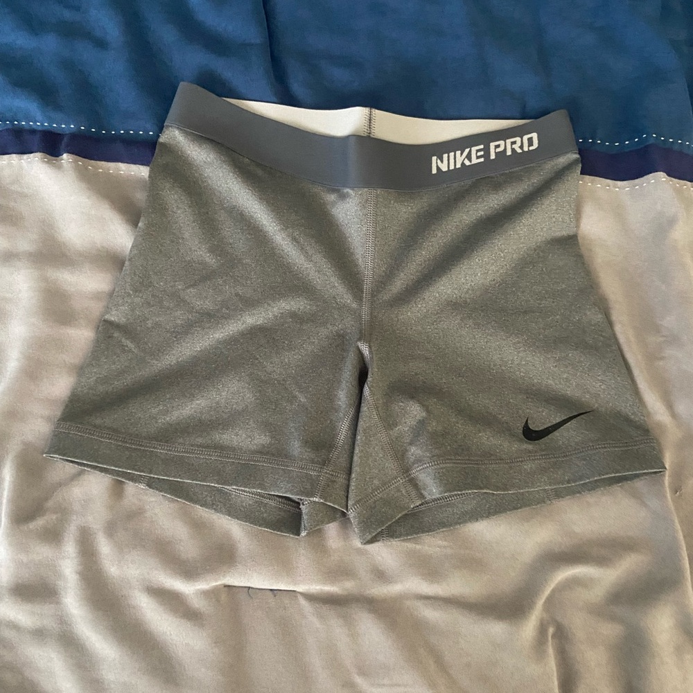 Nike Women’s Pro Gray Training Shorts
